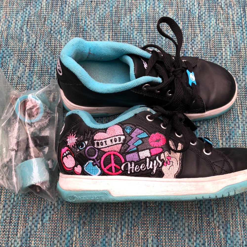Girls Heelys Shoes